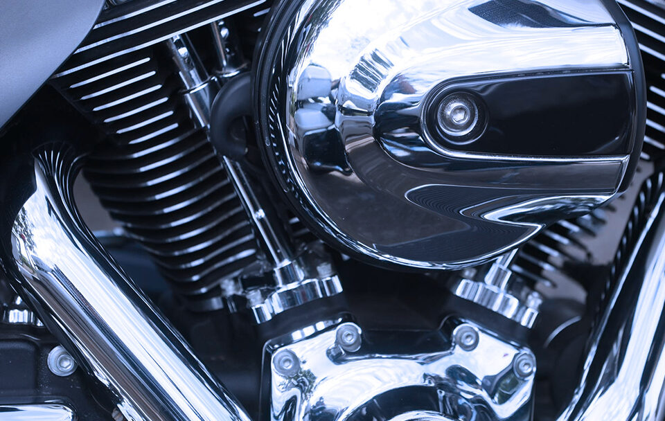 detalhe para uma motor mecânico representando gestão de peças no pós-venda